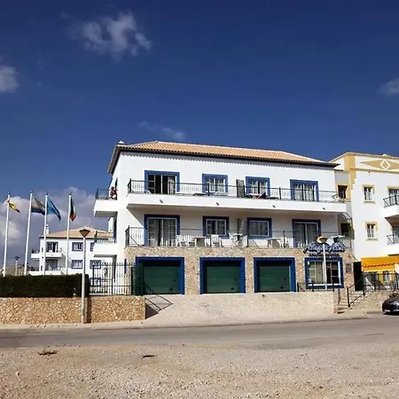 Ξενοδοχείο με διαμερίσματα T2 Altura